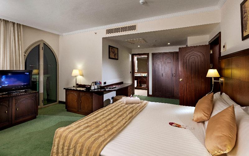 Crowne Plaza ANTALYA by IHG - Oda