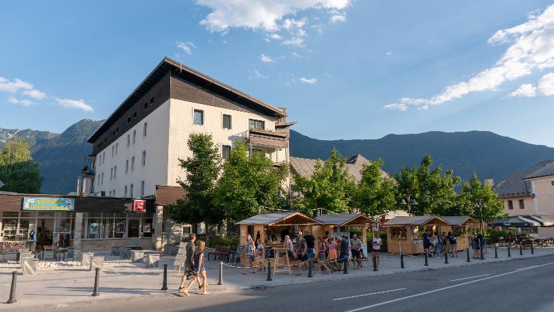 Hotel Alp Bovec 3 - Genel