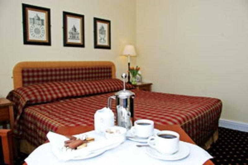 The Bear hotel fotoÄŸrafÄ±