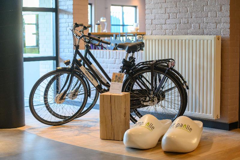 Campanile Hotel Eindhoven - Lobi