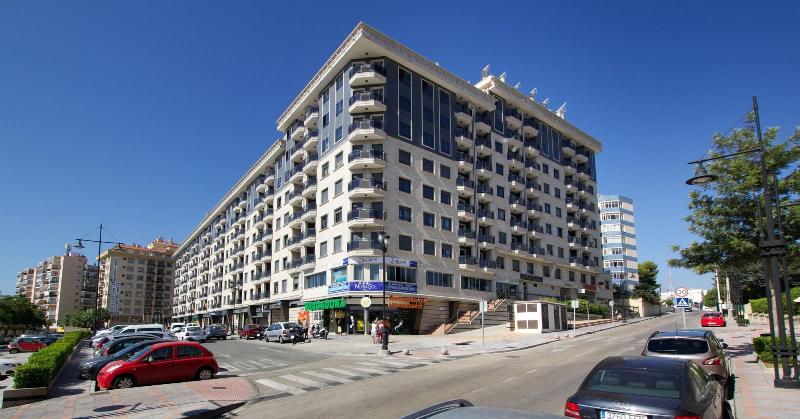 Apartamentos Nuria Sol - Genel