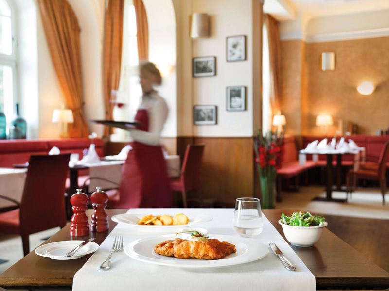 Falkenstein Grand, An Autograph Collection Hotel - Bar