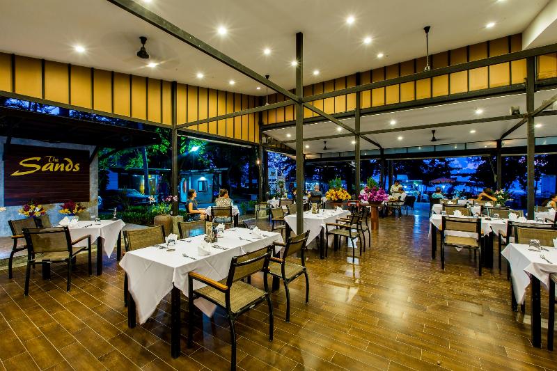 Nai Yang Beach Resort and Spa - Restoran