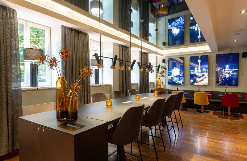 Leonardo Royal Hotel Berlin Alexanderplatz - Bar