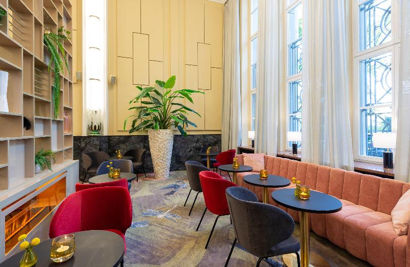 Leonardo Royal Hotel Berlin Alexanderplatz - Lobi