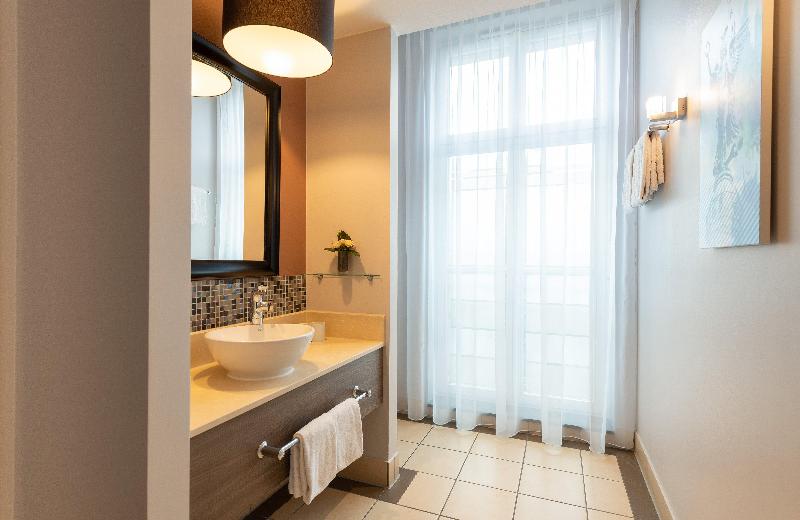 Leonardo Royal Hotel Berlin Alexanderplatz - Oda