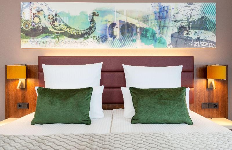 Leonardo Royal Hotel Berlin Alexanderplatz - Oda