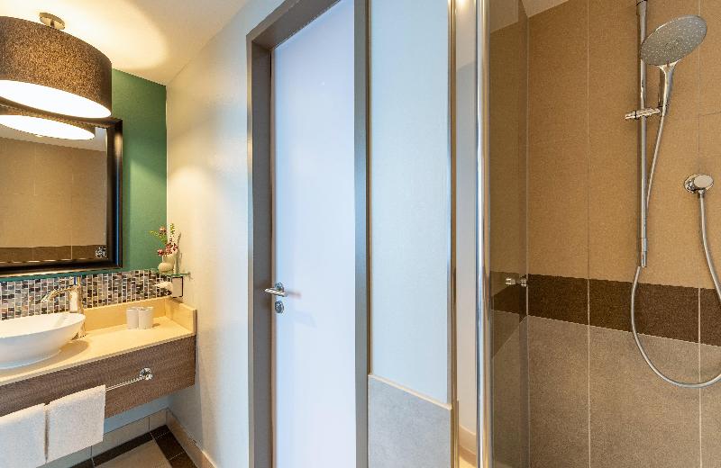 Leonardo Royal Hotel Berlin Alexanderplatz - Oda