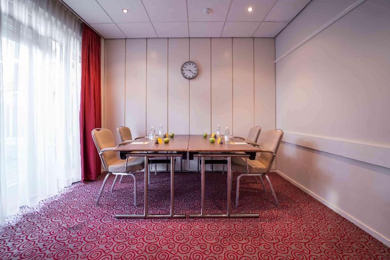 Golden Tulip Zoetermeer-Den Haag - Toplantı