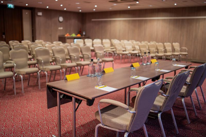 Golden Tulip Zoetermeer-Den Haag - Toplantı