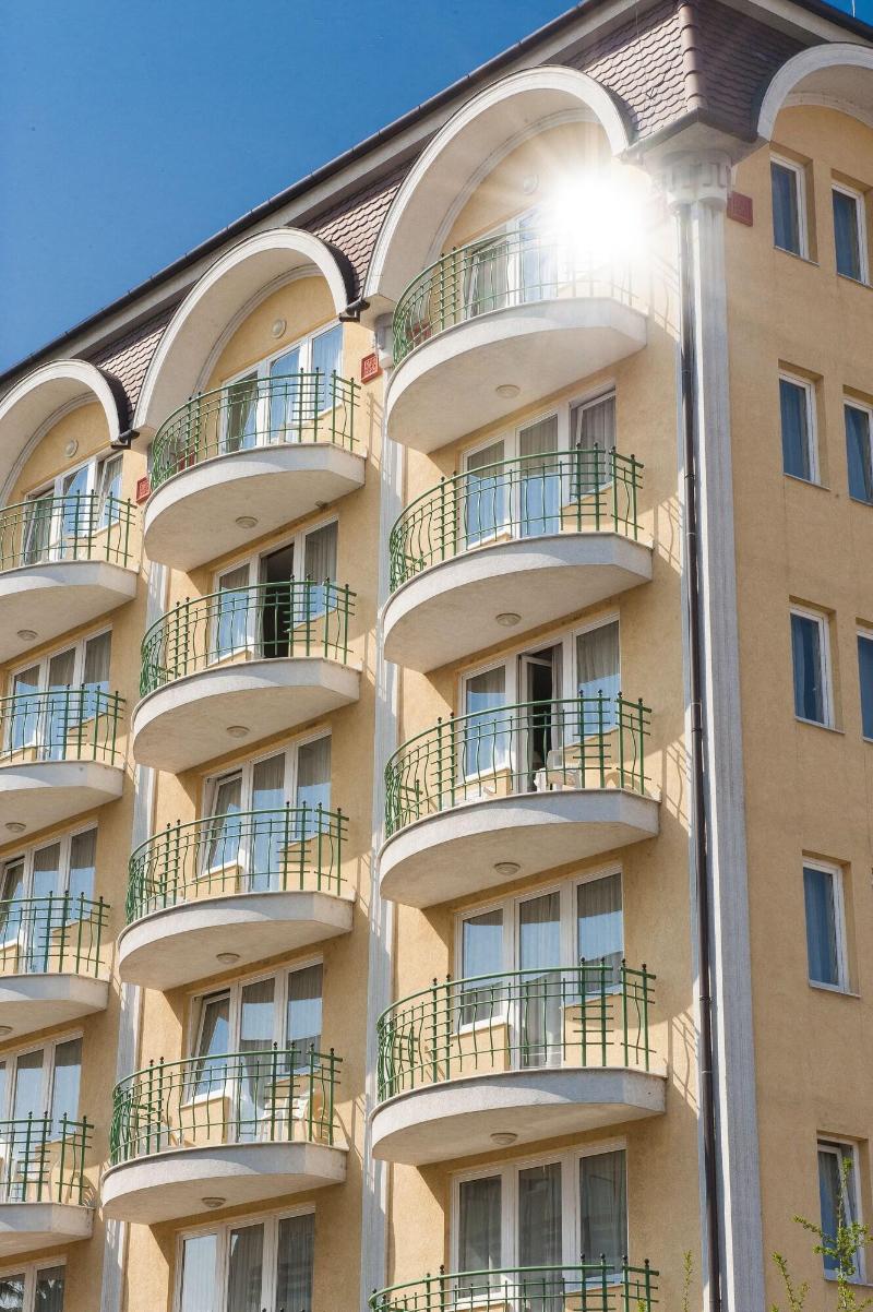 Palace Heviz - Genel