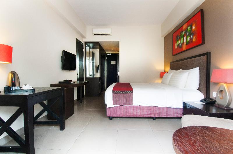 100 Sunset Hotel and Ballroom - Oda