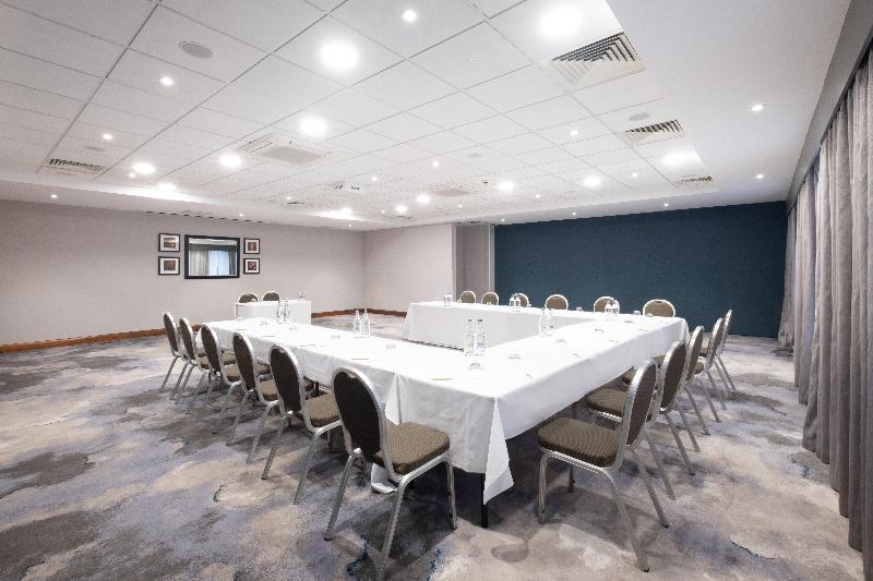 Holiday Inn Stevenage - Toplantı