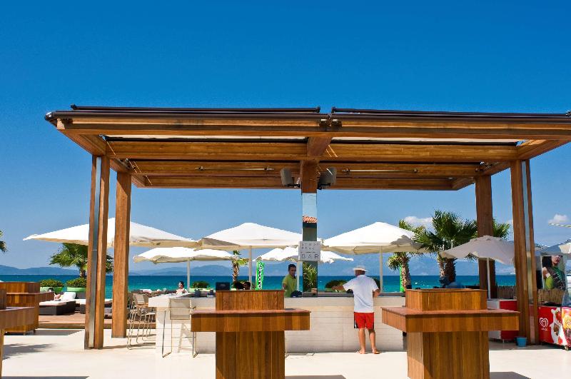 Radisson Blu Resort & Spa, Cesme - Bar
