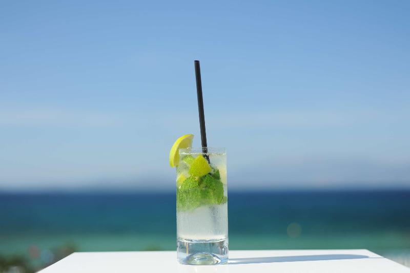 Radisson Blu Resort & Spa, Cesme - Bar