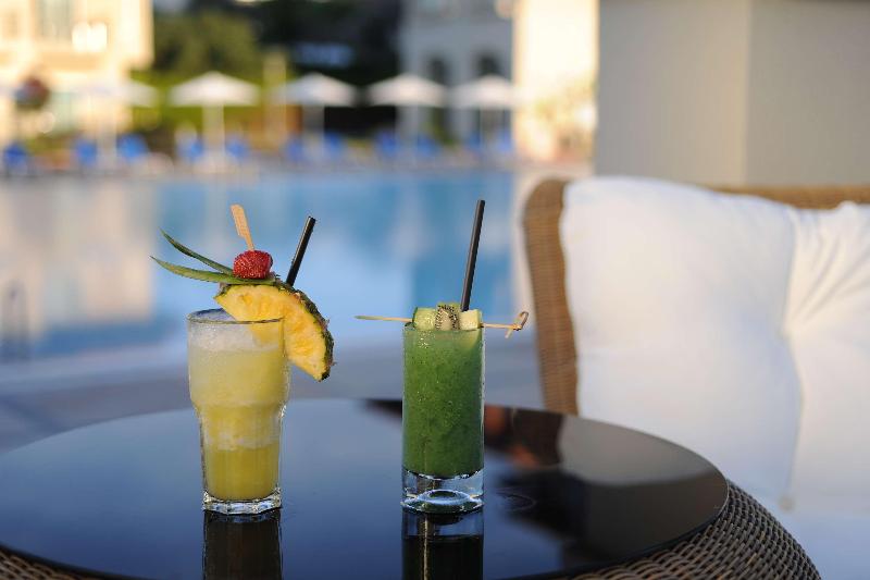 Radisson Blu Resort & Spa, Cesme - Bar