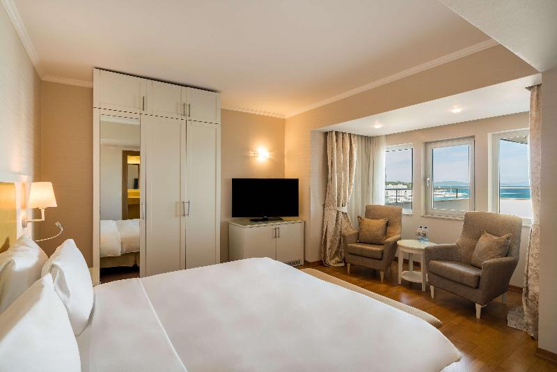 Radisson Blu Resort & Spa, Cesme - Oda