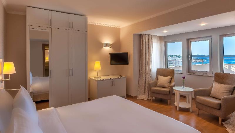 Radisson Blu Resort & Spa, Cesme - Oda