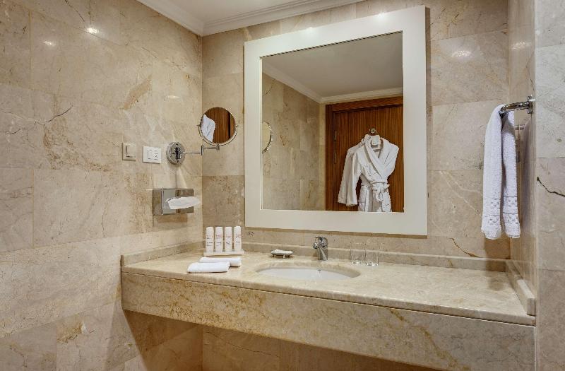 Radisson Blu Resort & Spa, Cesme - Oda