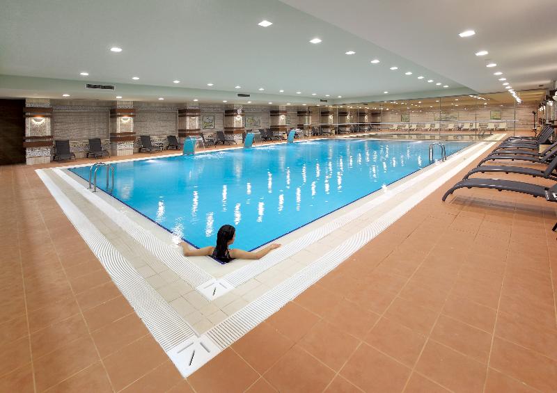Radisson Blu Resort & Spa, Cesme - Havuz