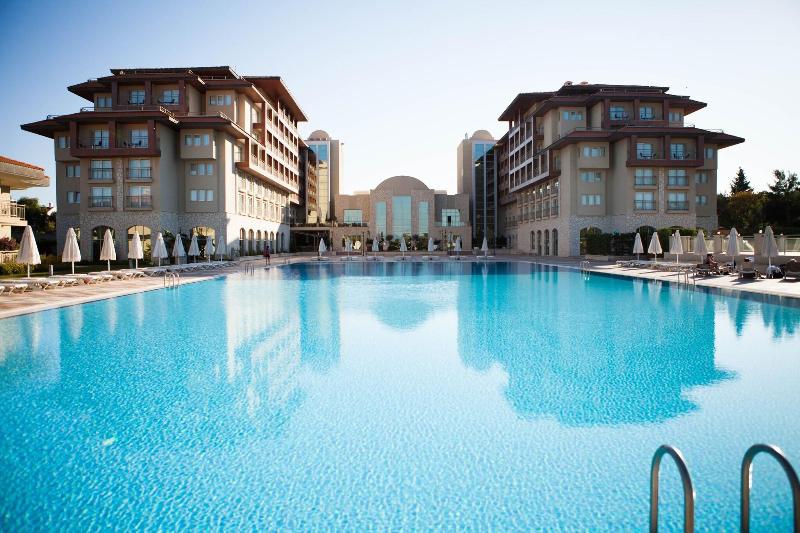 Radisson Blu Resort & Spa, Cesme - Havuz