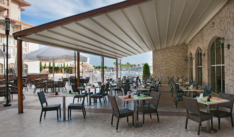 Radisson Blu Resort & Spa, Cesme - Teras