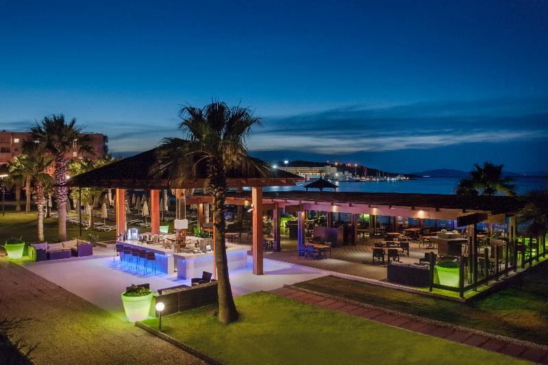 Radisson Blu Resort & Spa, Cesme - Teras