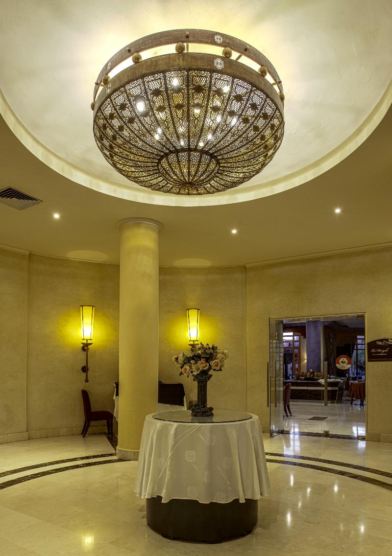 Palm Plaza Hotel & Spa - Lobi