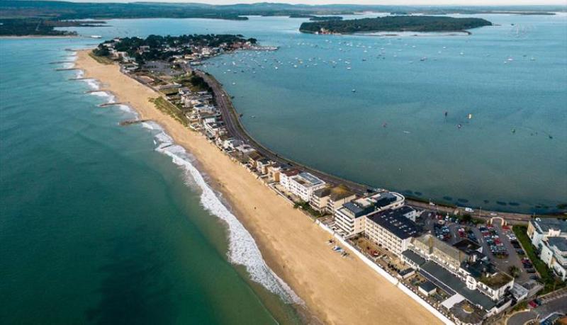 Holiday Inn Bournemouth - Genel
