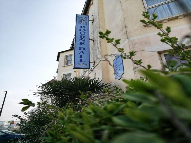 Bourne Hall Hotel - Genel