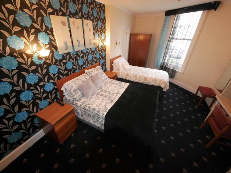 Bourne Hall Hotel - Oda