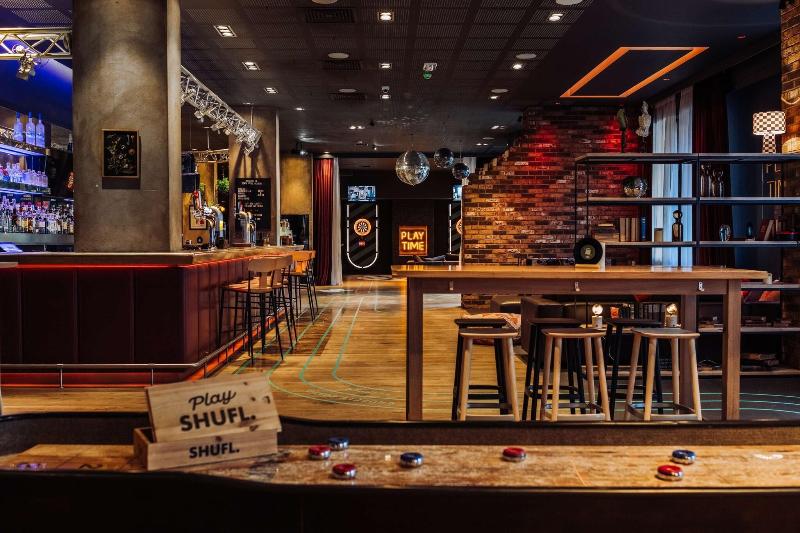 Pentahotel Reading - Bar