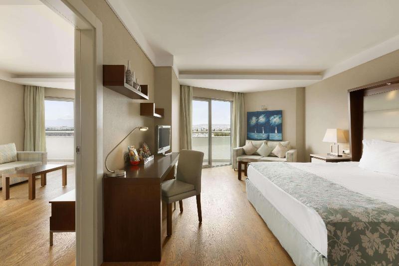 Ramada Plaza Antalya - Oda