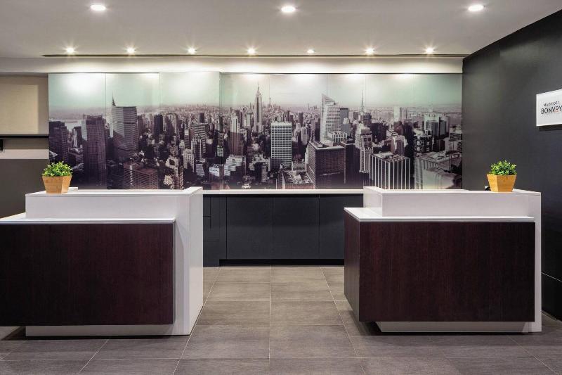 Courtyard New York Manhattan/Times Square - Lobi