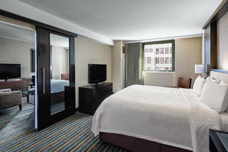 Courtyard New York Manhattan/Times Square - Oda