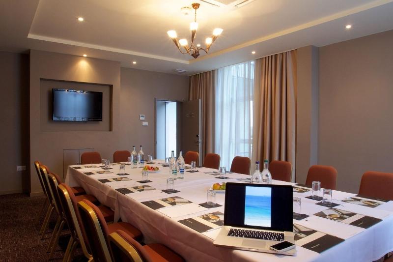 Humber Royal Hotel - Toplantı