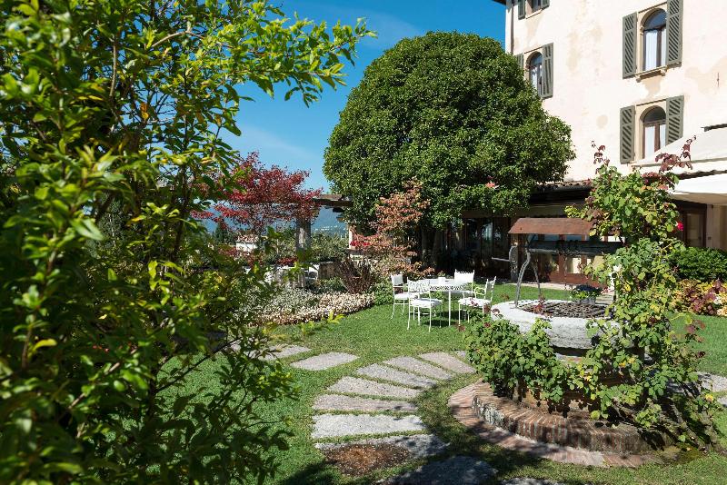 Villa Cipriani - Genel