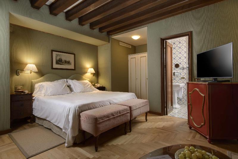 Villa Cipriani - Oda