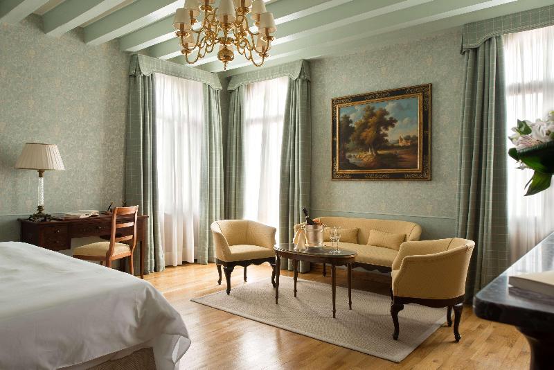 Villa Cipriani - Oda