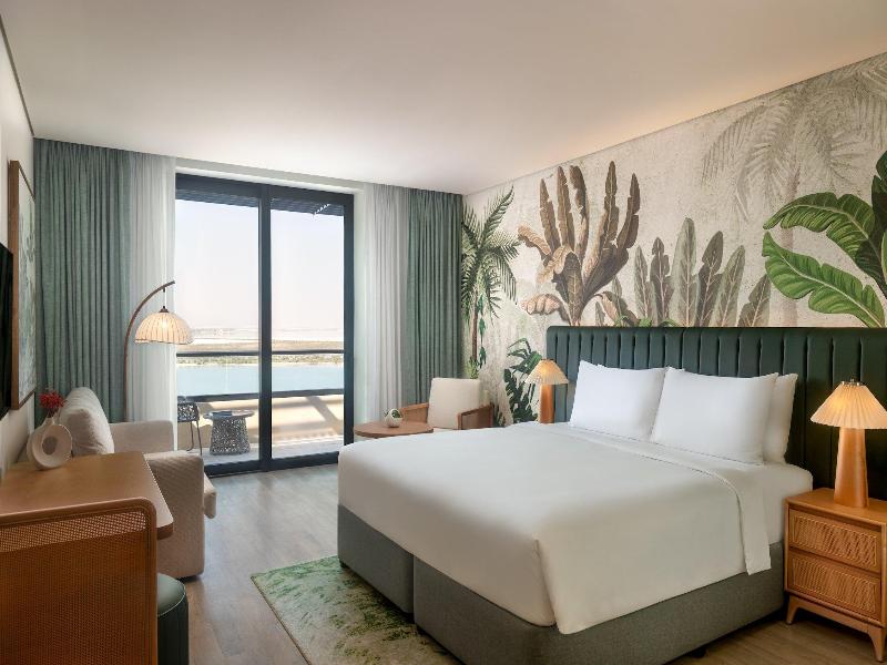 Yas Plaza Mangroves by IHG - Oda