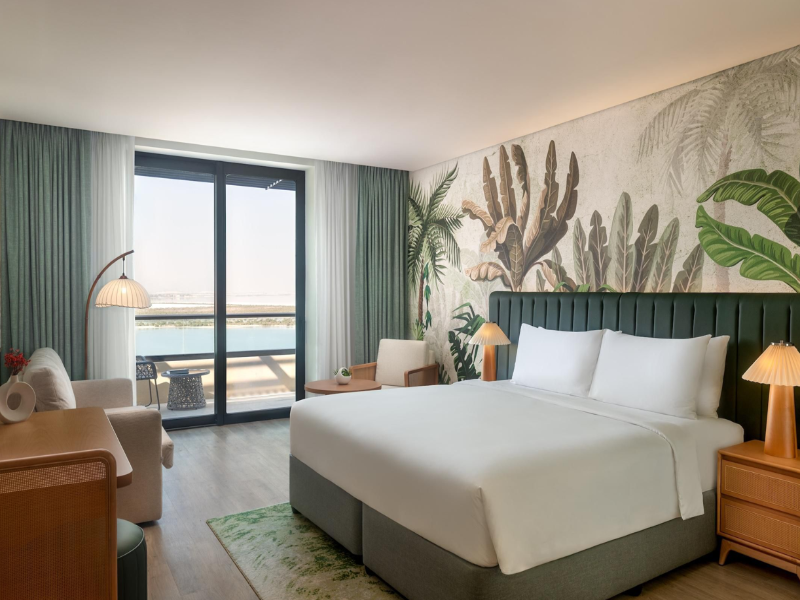 Yas Plaza Mangroves by IHG - Oda