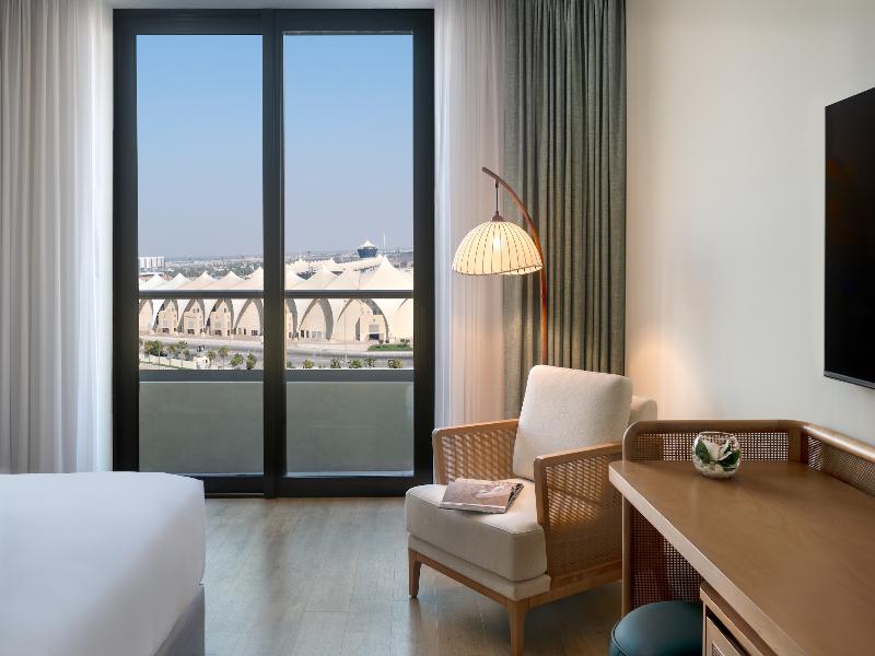 Yas Plaza Mangroves by IHG - Oda