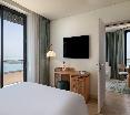 Yas Plaza Mangroves by IHG oda fotoğrafı