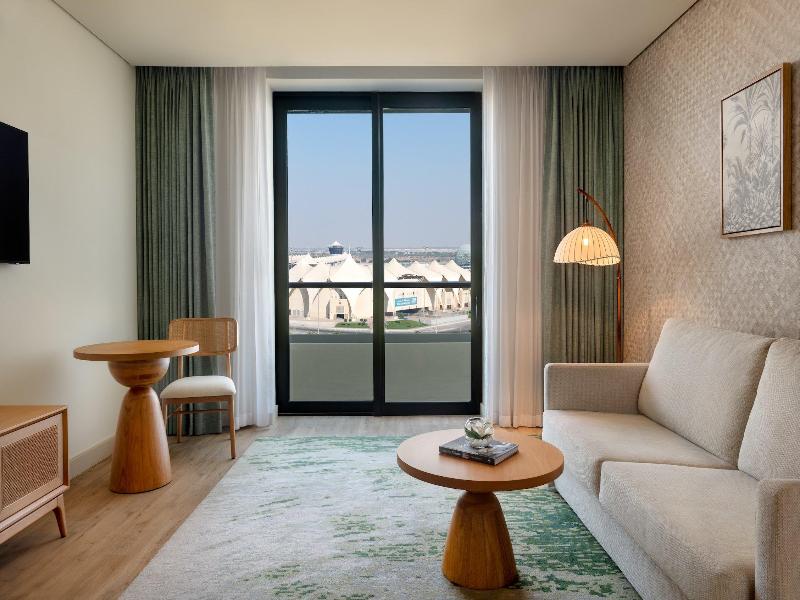 Yas Plaza Mangroves by IHG - Oda
