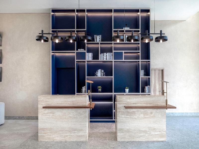 Yas Plaza Bay by IHG - Genel