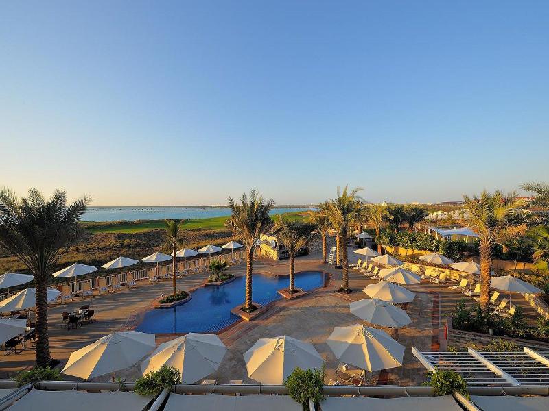 Yas Plaza Bay by IHG - Genel