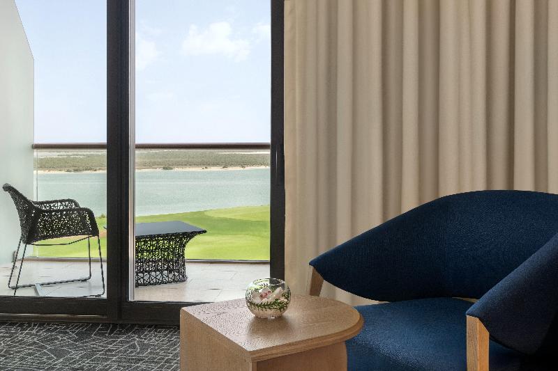 Yas Plaza Bay by IHG - Oda