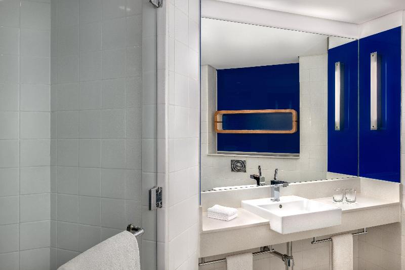 Yas Plaza Bay by IHG - Oda