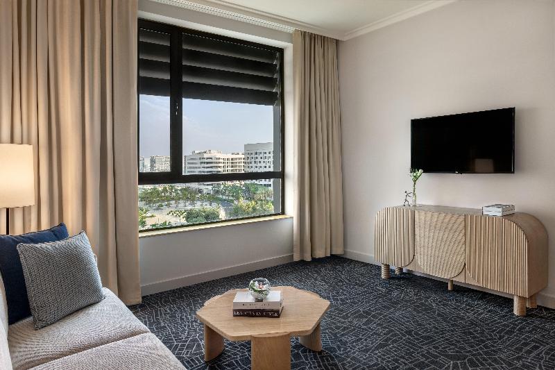 Yas Plaza Bay by IHG - Oda