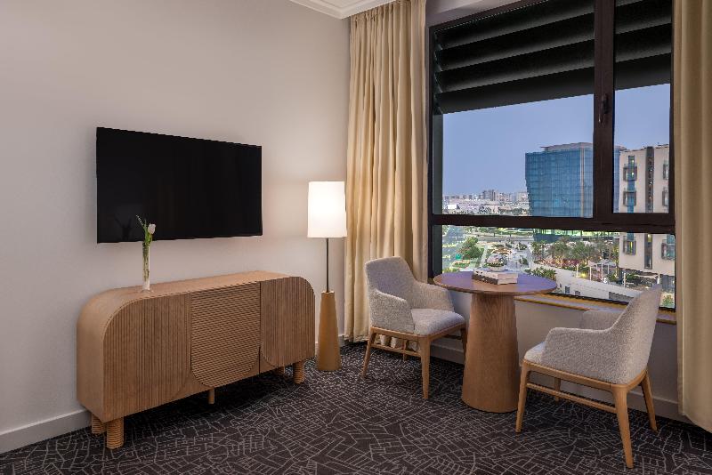 Yas Plaza Bay by IHG - Oda